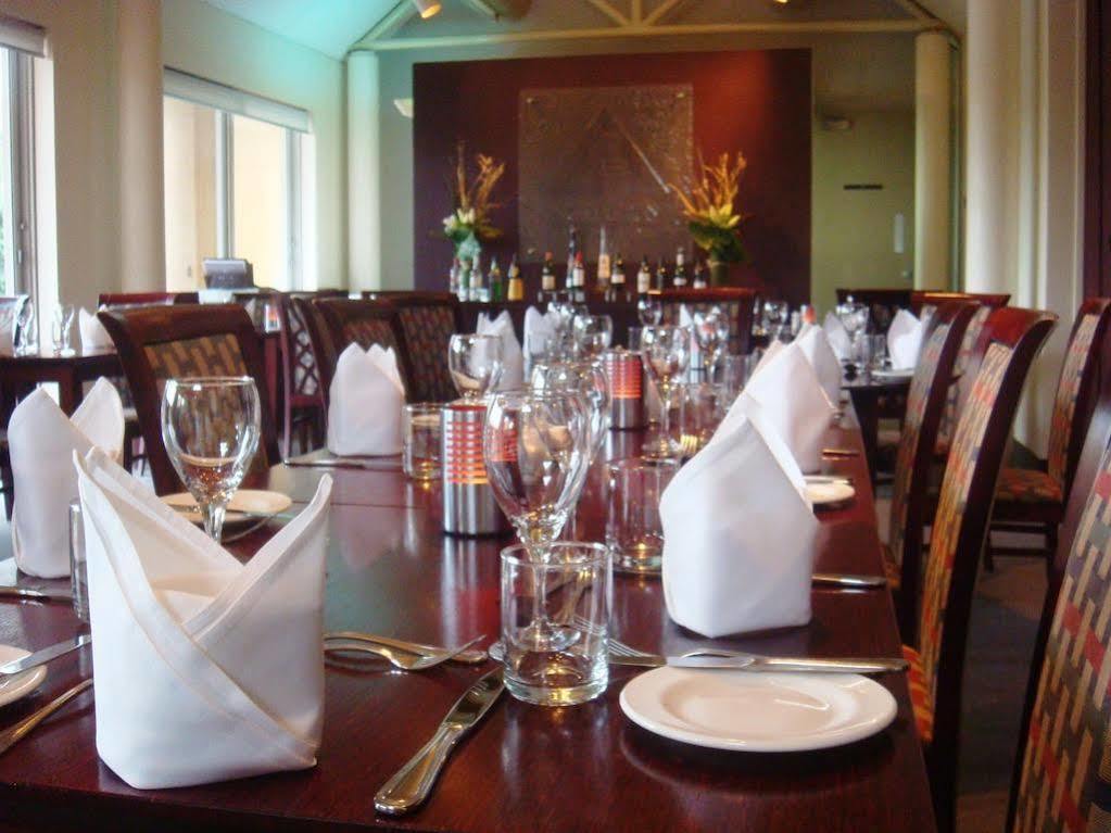 Hotel Lakeside And Conference Centre 4*
