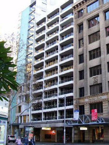 Madison Carrington Apartment *