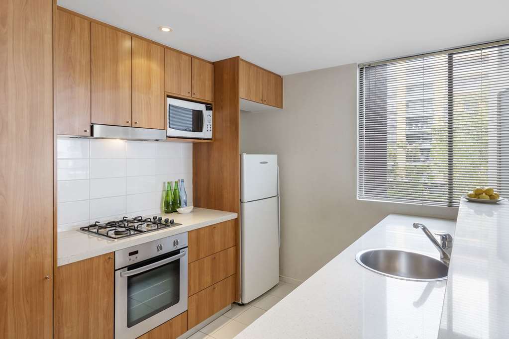 Hotel Waldorf Waitara Residential Apartments