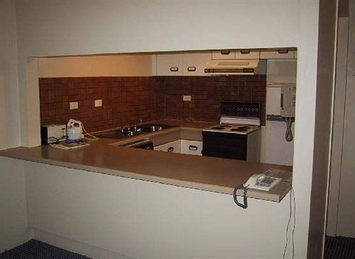 Madison Carrington Apartment *