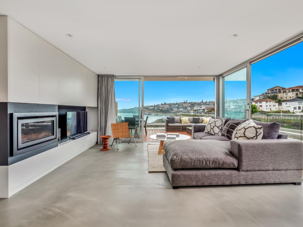 Aparthotel Tamarama 5*
