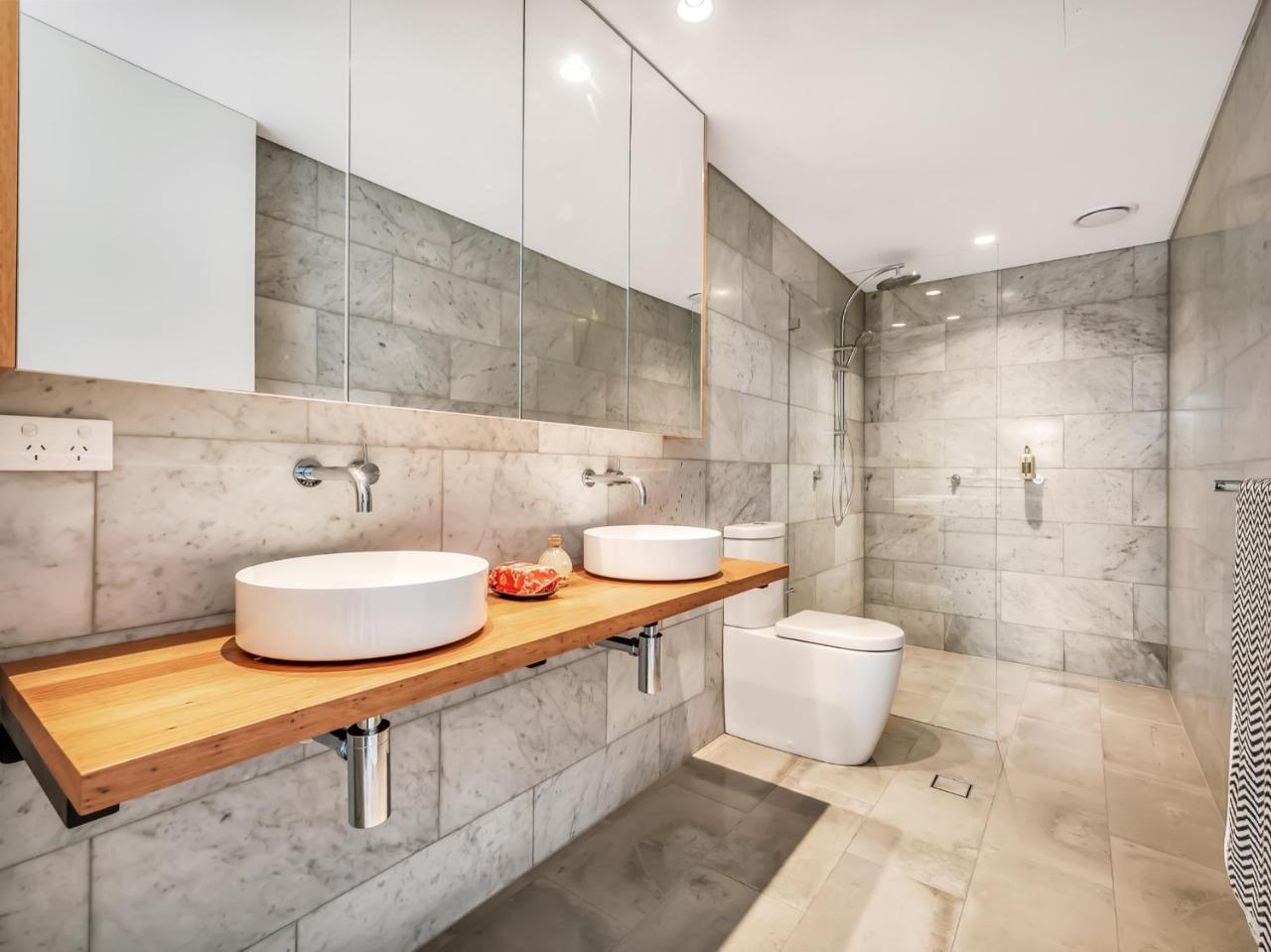 Tamarama Aparthotel 5*