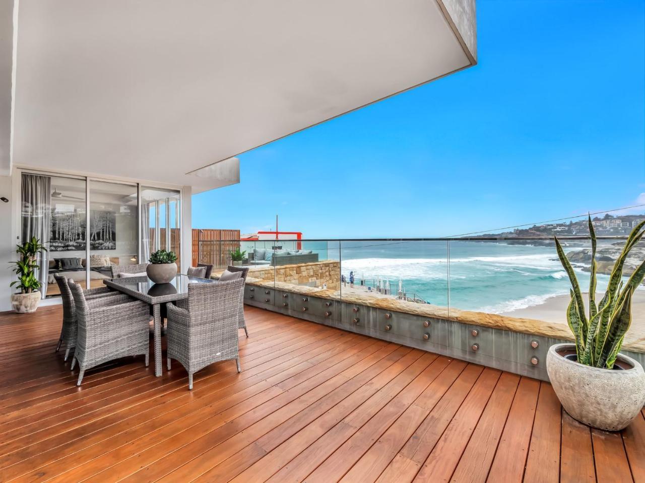Aparthotel Tamarama 5*