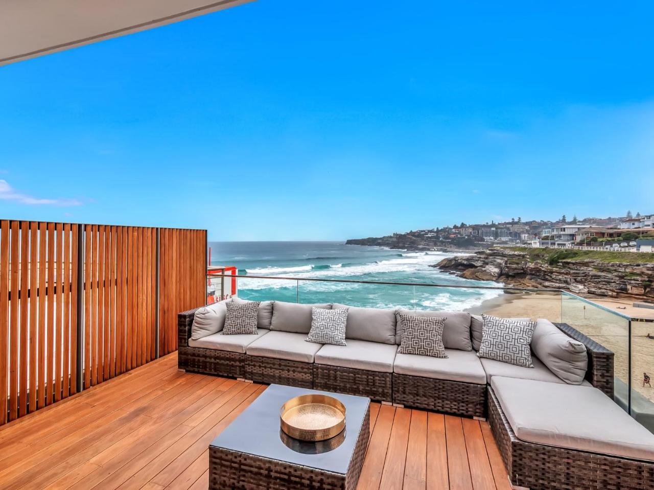 Tamarama Aparthotel 5*