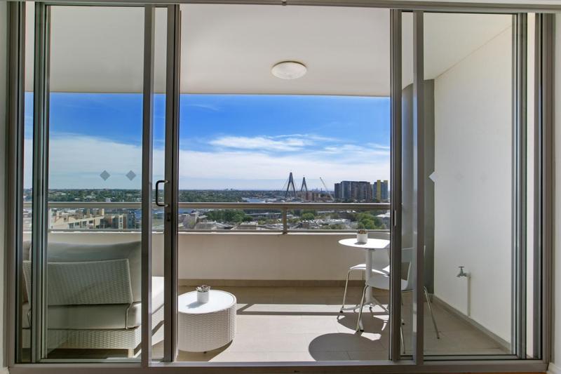 Darling Harbour Escape Apartment Sydney