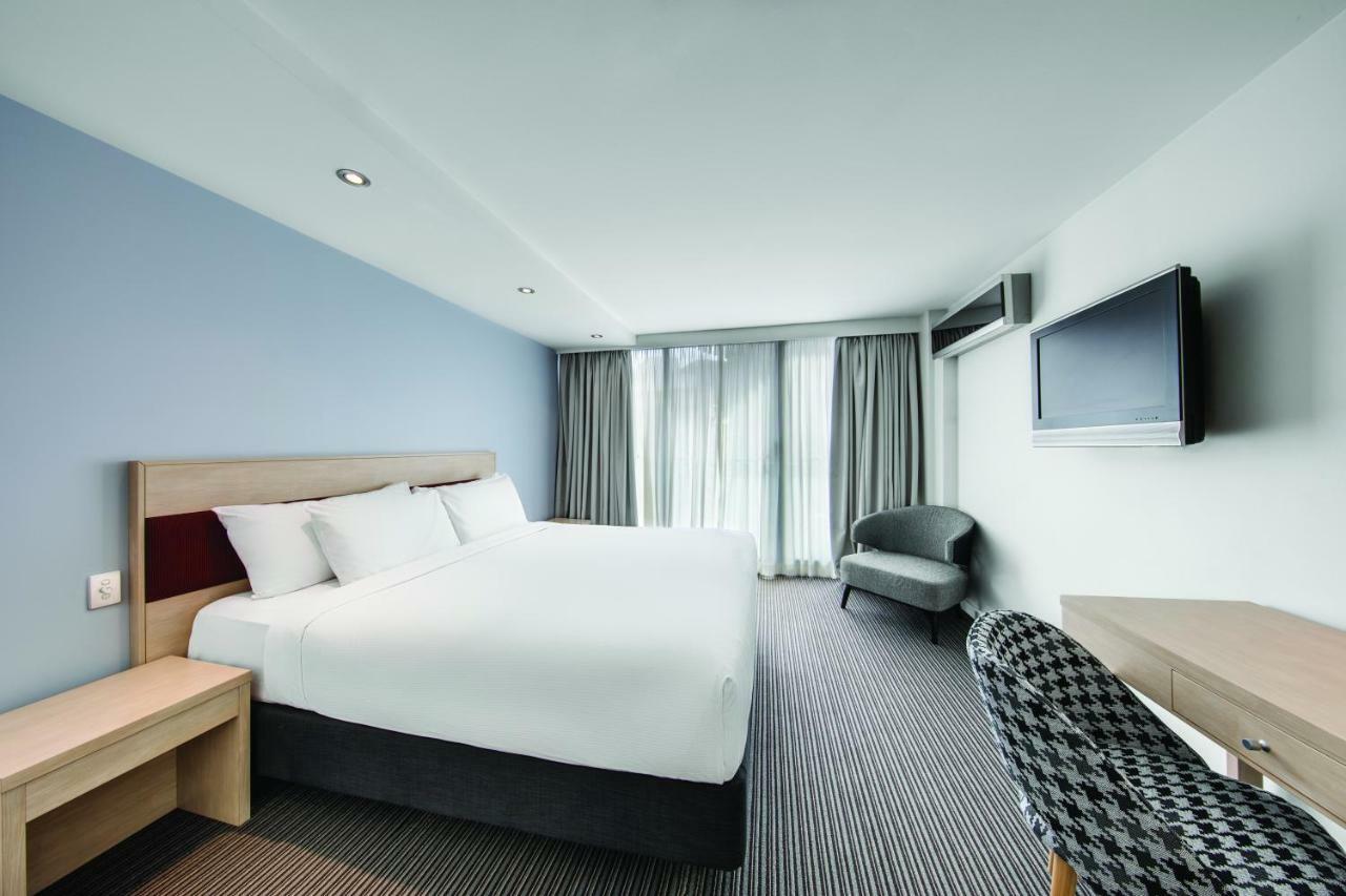 Central Studio 4*