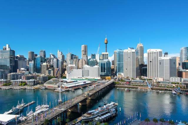 Darling Harbour Waterfront Apartment