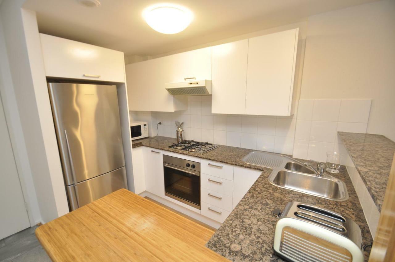 Darlinghurst Fully Self Contained Modern 1 Bed Apartment *