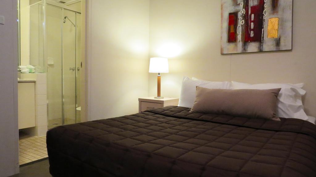 Waldorf Serviced Aparthotel Sydney