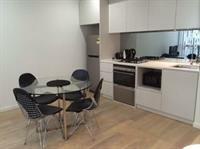 Wyndel - The Atria Apartment *