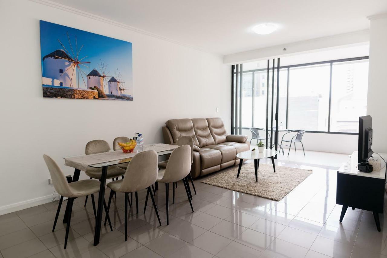 Apartment 91 Liverpool Street, World Tower