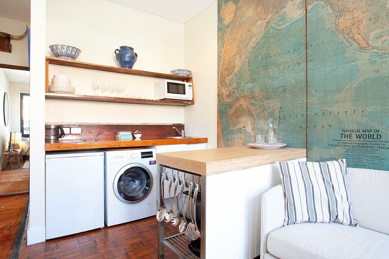 Charming Townhouse Just Steps From The Duplicate Sydney