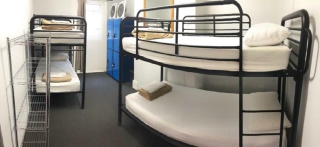 Hostel Backpackers *