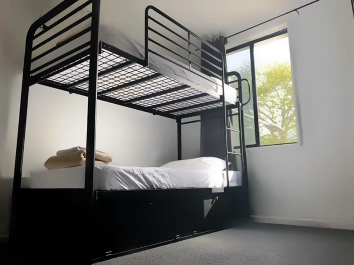 Hostel Backpackers *