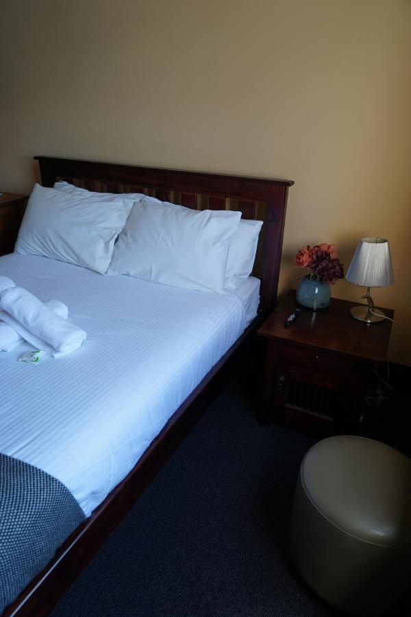 Sir Joseph Banks Hotel 2*