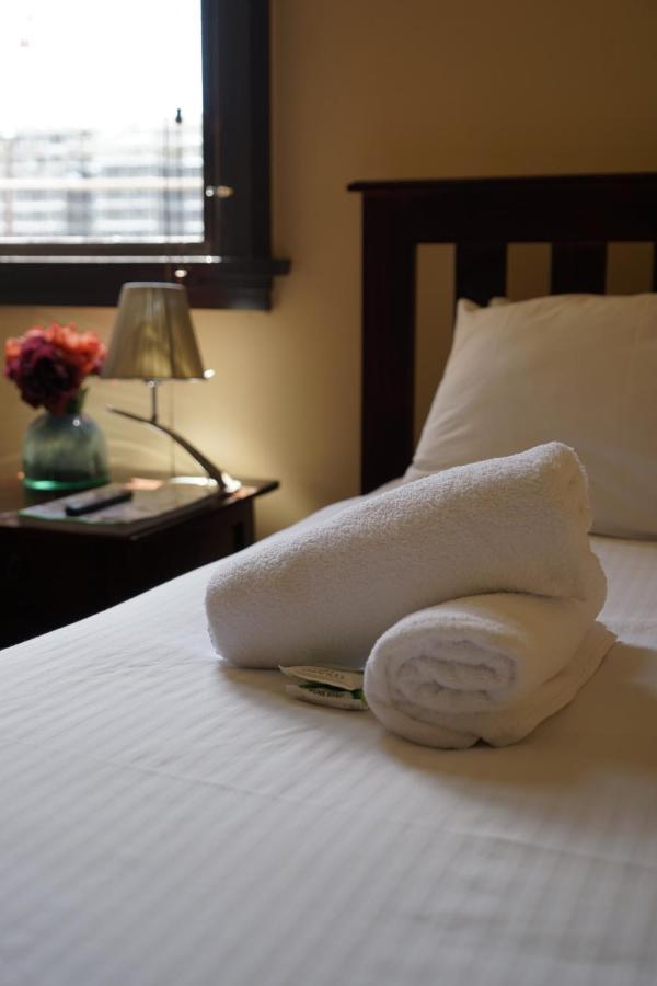 Sir Joseph Banks Hotel 2*