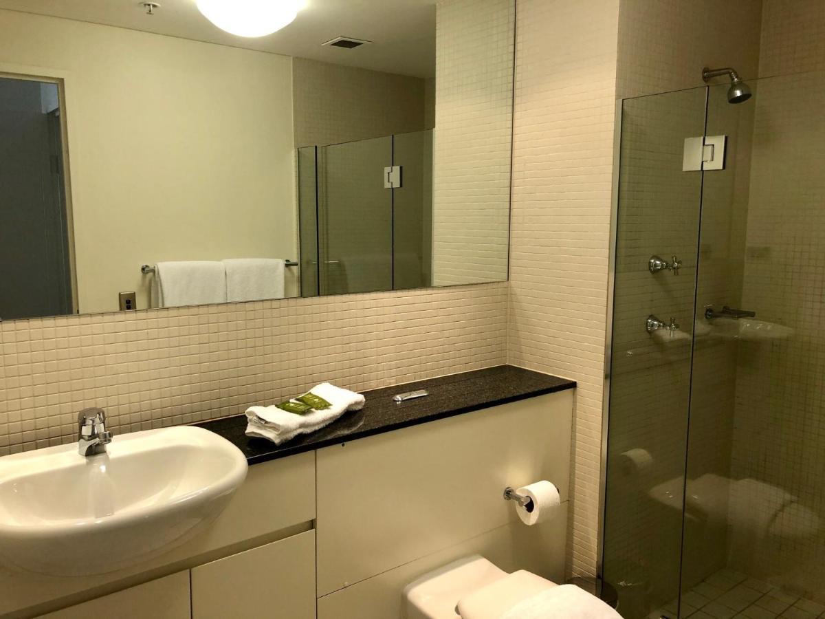 Astra Apartments North Sydney * Sydney