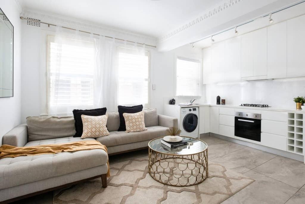 The Great Escape Bellevue Hill Apartment *