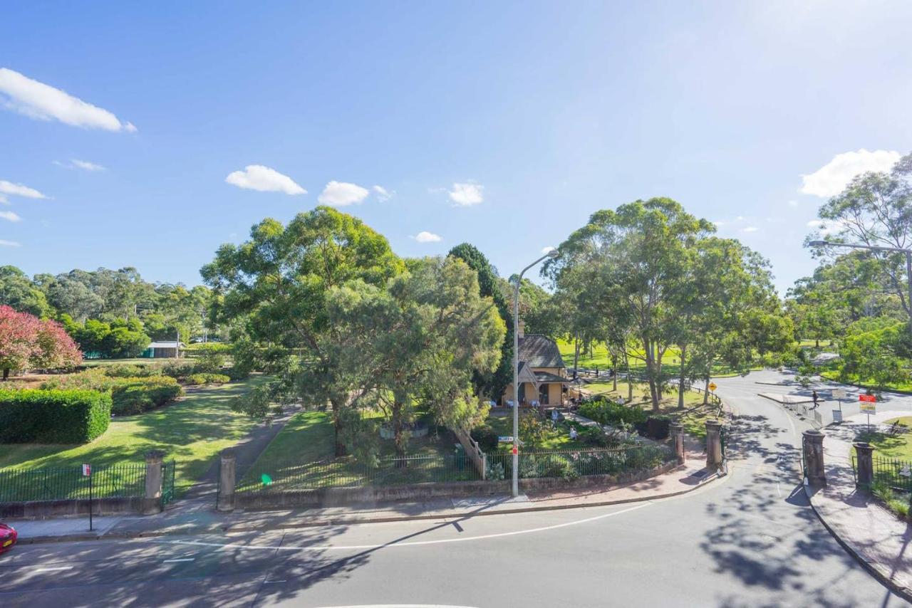Urban Escape - Parramatta Apartment