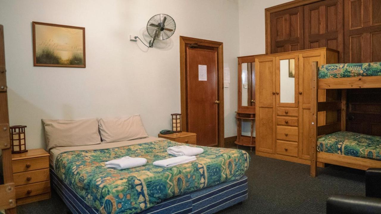 Alishan International 3* Sydney