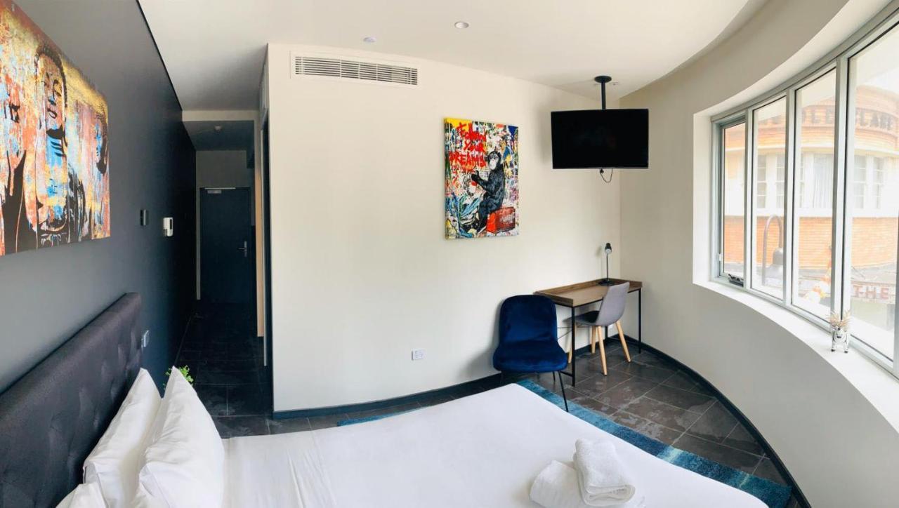 Liv Central 3* Sidney