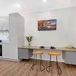Kozyguru Bondi Beach Dream Holiday Lovely 1 Bed Studio Nbd242