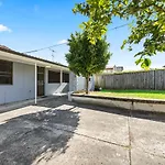 4 Bedroom House 500M To Drummoyne Bay Run