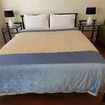 Guesthouse With Pool & Bbq - 10 Kms From Cbd