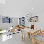 Aircabin｜Carlingford｜Lovely｜2 Beds Apt + Parking