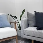 Chic 3-Br Terrace - Prime Location, Modern Comforts