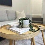 Chic 3-Br Terrace - Prime Location, Modern Comforts