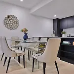 Leichhardt Serene Retreat - Views, Parking, Ease