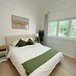 Three Bedroom House Within Walking Distance To Light Rail Station