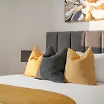 Urban Rest North Sydney Apartments