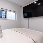 Eggie\'S Nest - Luxurious City Apartment