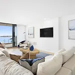 Tarquin - Stunning, Modern, Views