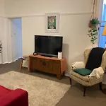 City Apartment Sleeping Up To 4 With Rooftop Terrace