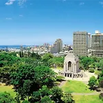 Sydney Cbd Modern 2 Bedroom Apartment