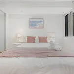 Modern 2B2B With Free Parking