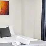 1 Private Double Room In Carramar 1