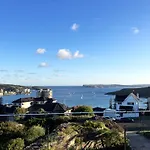 Tarquin - Stunning, Modern, Views