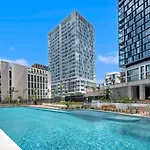 Modem Stylish 2 Bedroom Apt Op