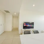 Burword Suites Free Parking