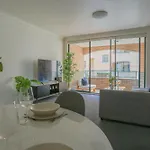 Stylish 2 Bedroom Apartment Chippendale