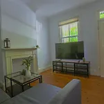 Elegant 2 Bedroom On The Edge Of Downtown Dowling St 2 E-Bikes Included