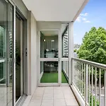 Surry Hills Secret - Convenient Relaxed Living Shl28