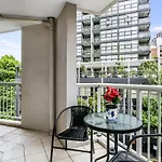 Surry Hills Secret - Convenient Relaxed Living Shl28