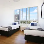 Moore To See - Modern And Spacious 3Br Zetland Apartment With Views Over Moore Park