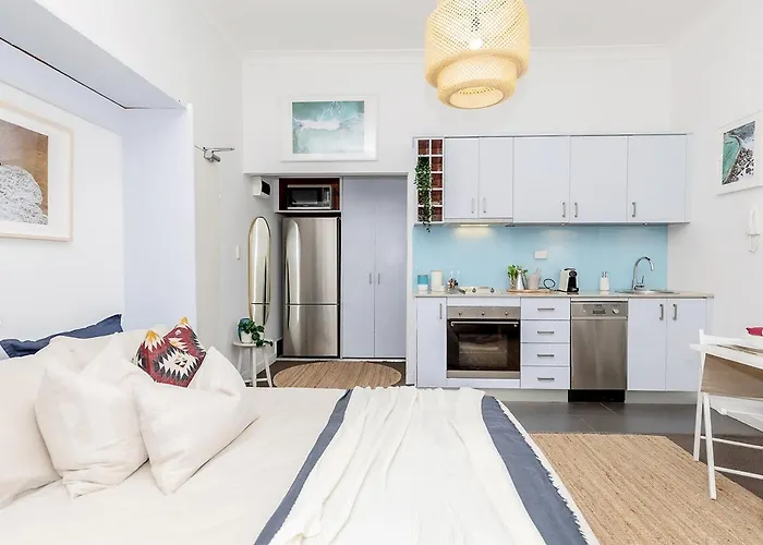 Cozy Beach Front Studio With Aircon