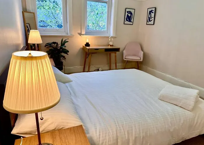 Chic 1-Bed Unit At Potts Point